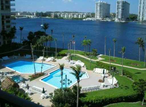 The Clipper At Biscayne Cove 18181 Ne 31 Ct Aventura 33160