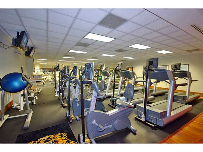 Balmoral 9801 Collins Ave Bal Harbour 33154